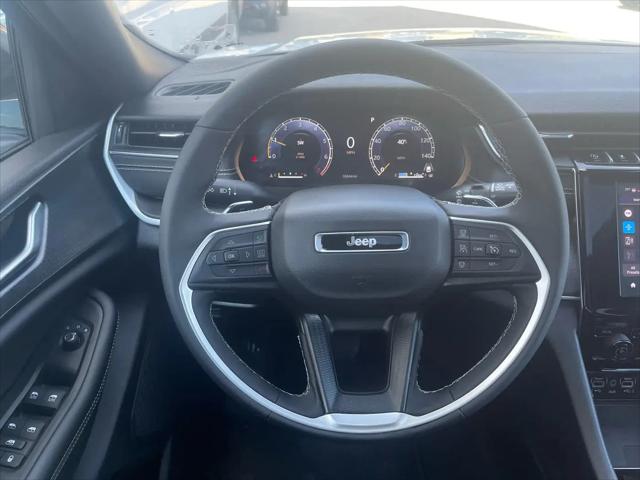 2025 Jeep Grand Cherokee Altitude X 4x4