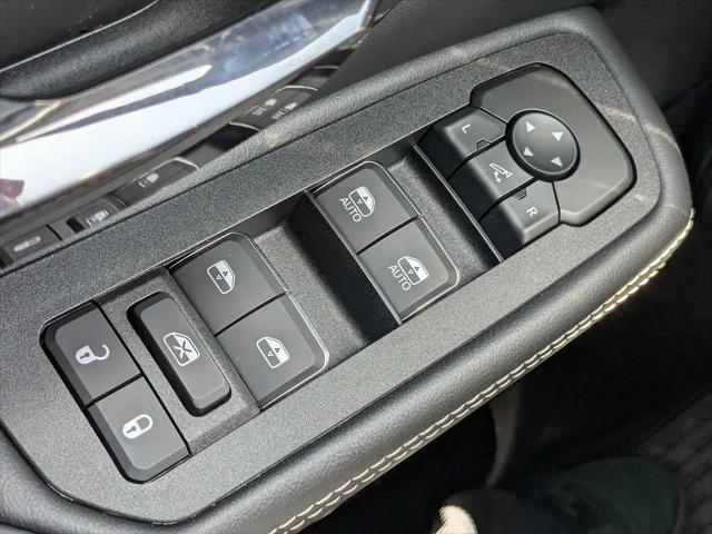 2026 Ram 1500 Limited Crew Cab 4x4 5'7" Box
