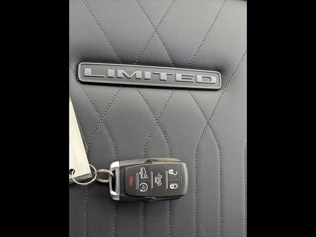 2026 Ram 1500 Limited Crew Cab 4x4 5'7" Box