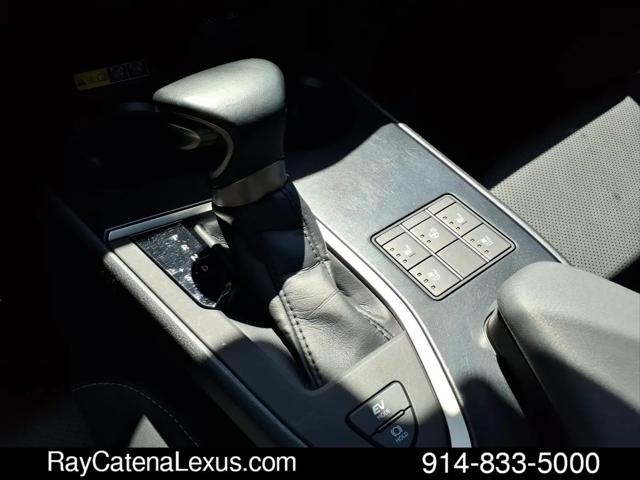 2023 Lexus UX 250h Premium