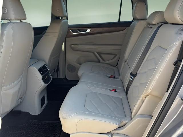 2024 Volkswagen Atlas 2.0T SE