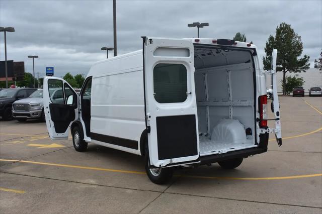 2026 Ram ProMaster 2500 Cargo Van Tradesman High Roof 159 WB w/Pass Seat