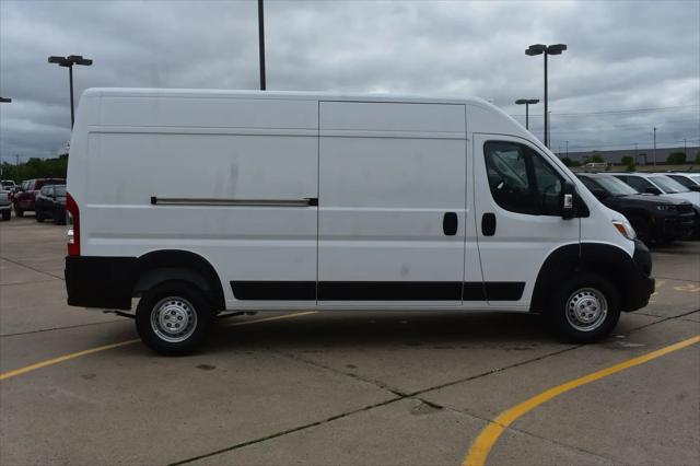2026 Ram ProMaster 2500 Cargo Van Tradesman High Roof 159 WB w/Pass Seat