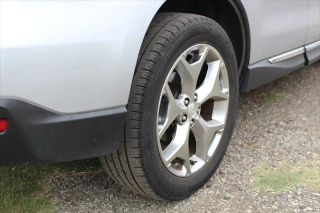 2015 Subaru Forester 2.5i Touring