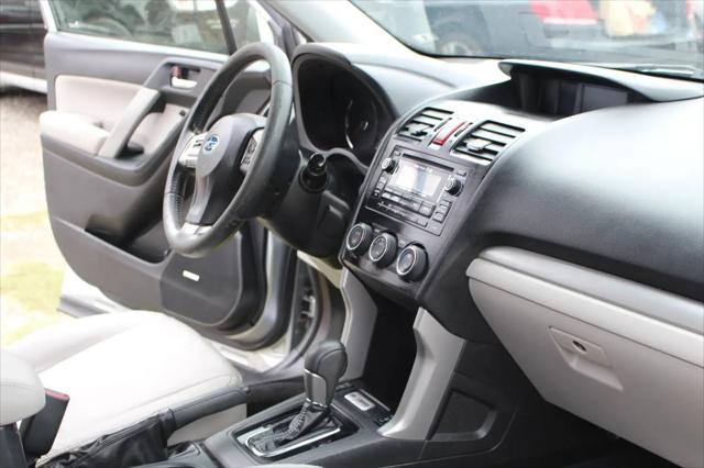 2015 Subaru Forester 2.5i Touring