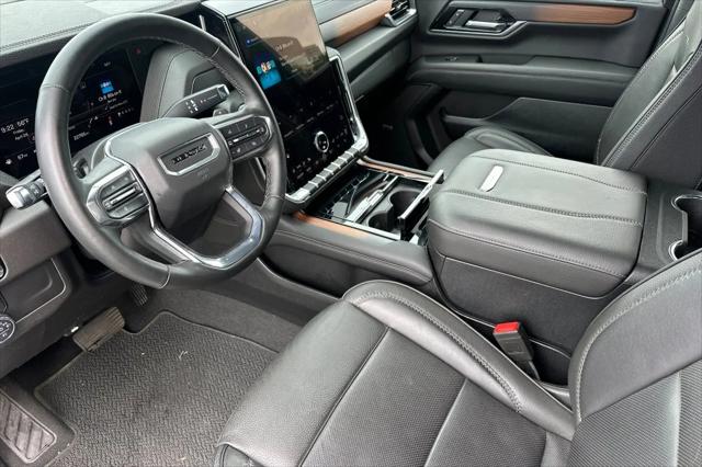 2025 GMC Yukon 4WD Denali