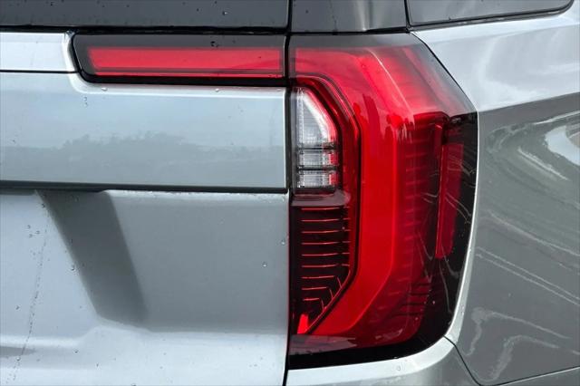 2025 GMC Yukon 4WD Denali
