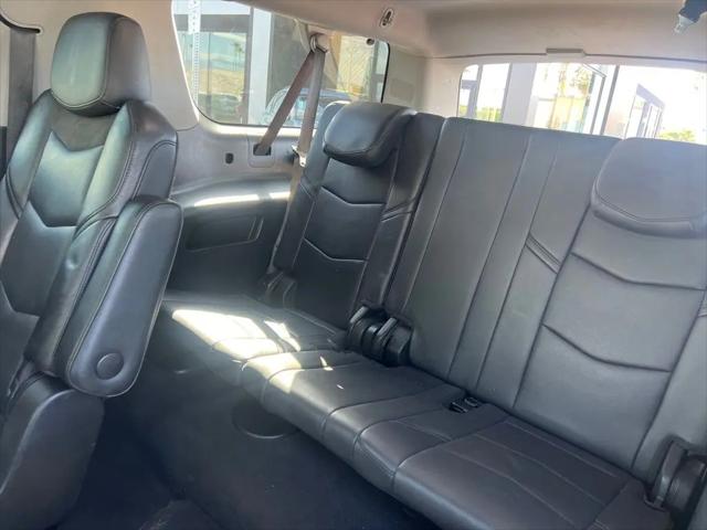 2019 Cadillac Escalade ESV Luxury
