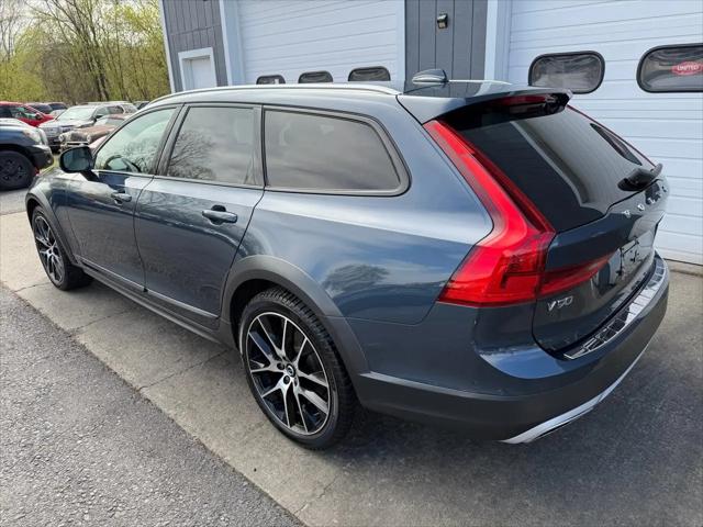 2020 Volvo V90 Cross Country T6