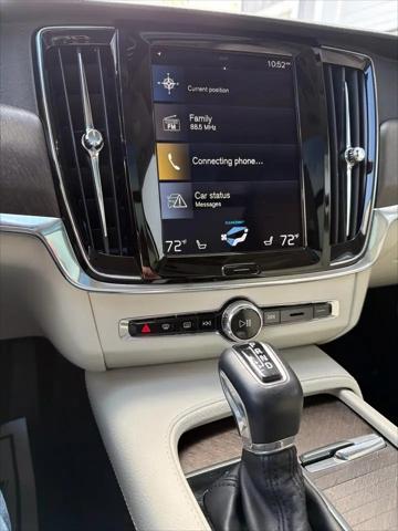 2020 Volvo V90 Cross Country T6