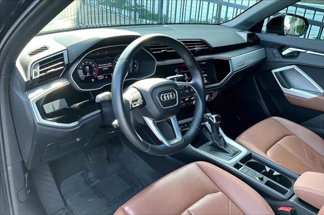 2020 Audi Q3 Premium 45 TFSI S line quattro Tiptronic