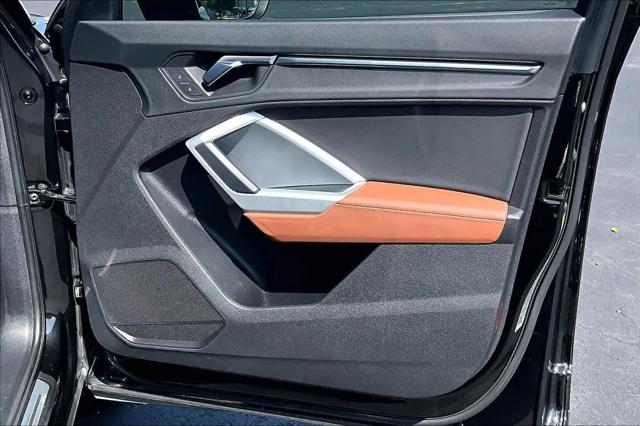 2020 Audi Q3 Premium 45 TFSI S line quattro Tiptronic