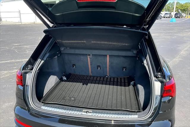 2020 Audi Q3 Premium 45 TFSI S line quattro Tiptronic
