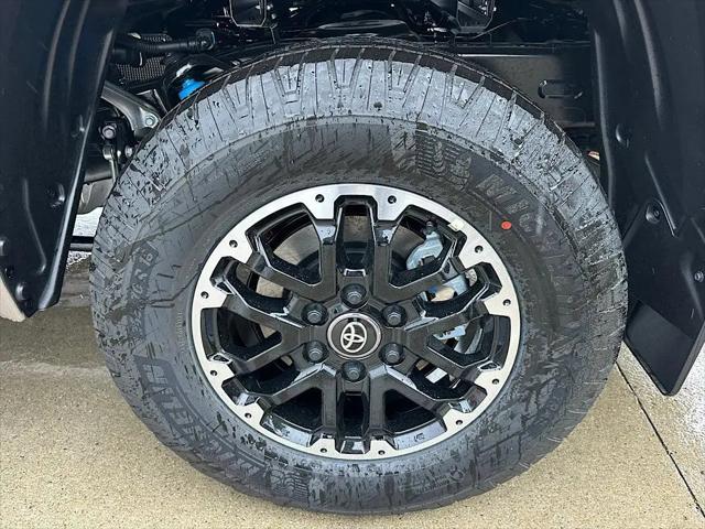 2026 Toyota Tundra SR5 CrewMax 5.5' Bed