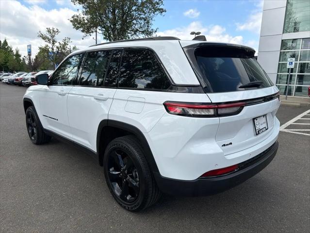 2023 Jeep Grand Cherokee Altitude 4x4