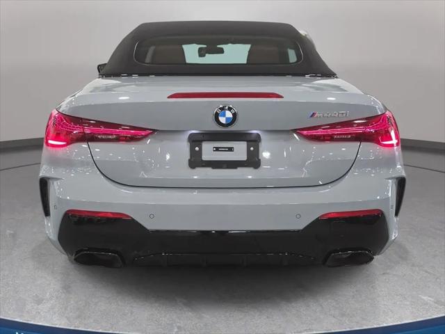 2025 BMW M4 M440i