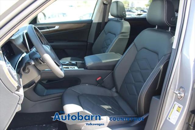 2026 Volkswagen Atlas SE with Technology
