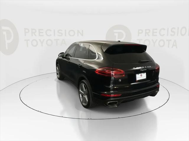 2016 Porsche Cayenne Cayenne