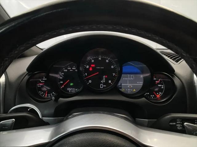 2016 Porsche Cayenne Cayenne