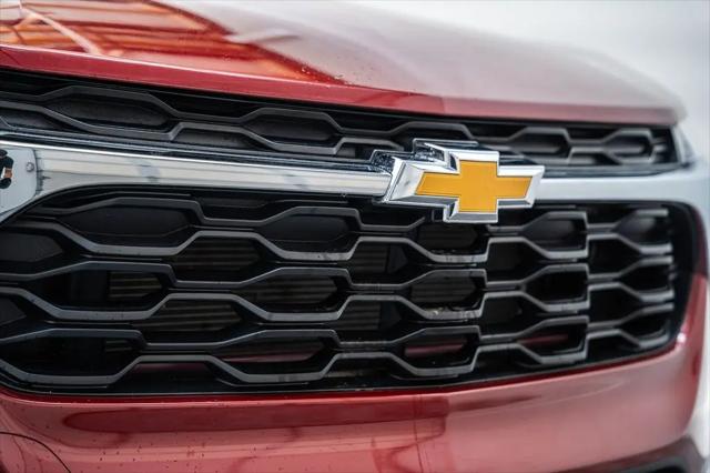 2025 Chevrolet Trax FWD LS