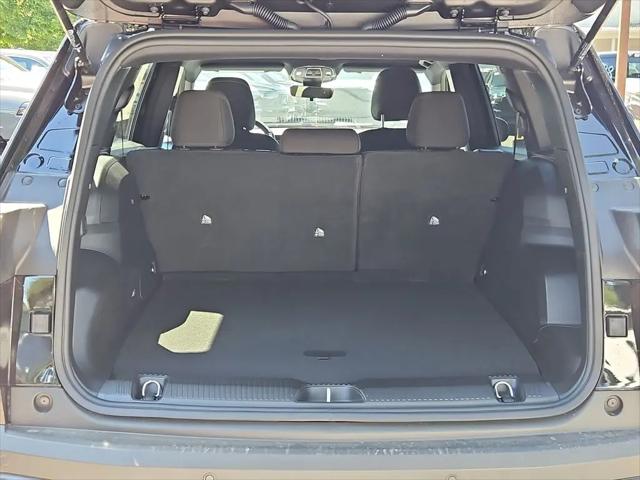 2026 Jeep Cherokee Laredo 4x4
