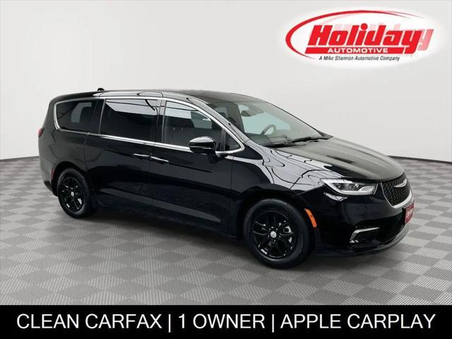 2025 Chrysler Pacifica Select for sale in Fond Du Lac, WI