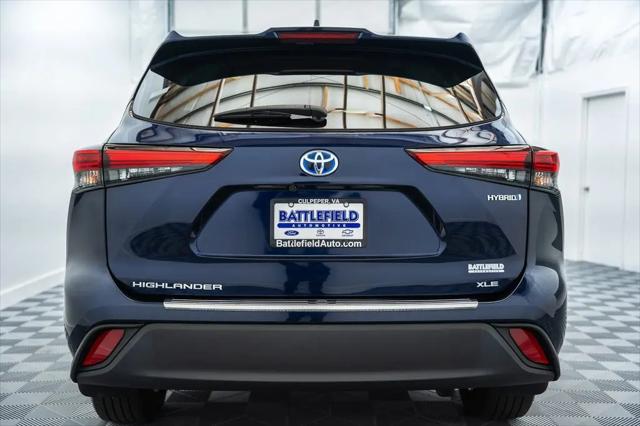 2022 Toyota Highlander Hybrid XLE