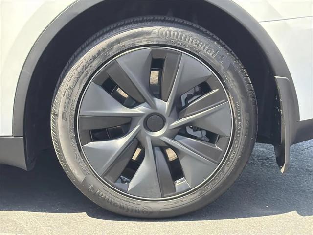 2025 Tesla Model Y Long Range Dual Motor Rear-Wheel Drive