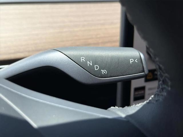 2025 Tesla Model Y Long Range Dual Motor Rear-Wheel Drive