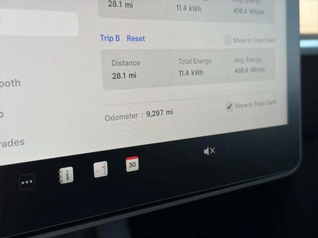 2025 Tesla Model Y Long Range Dual Motor Rear-Wheel Drive