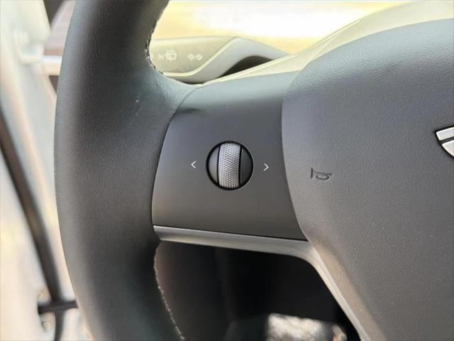 2025 Tesla Model Y Long Range Dual Motor Rear-Wheel Drive