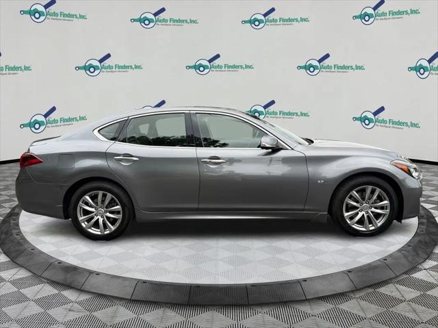 2015 INFINITI Q70 3.7