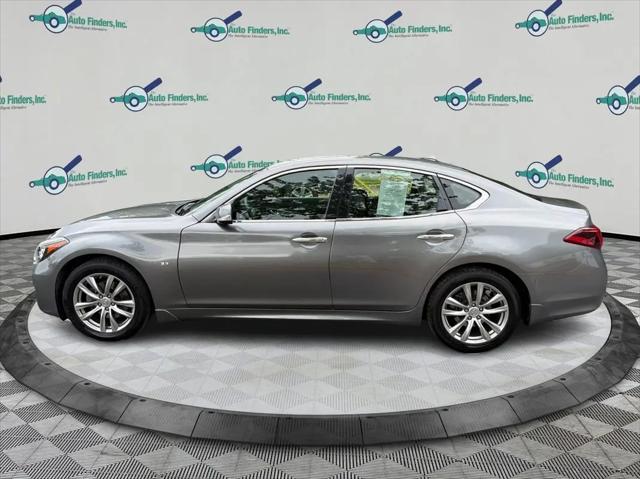 2015 INFINITI Q70 3.7