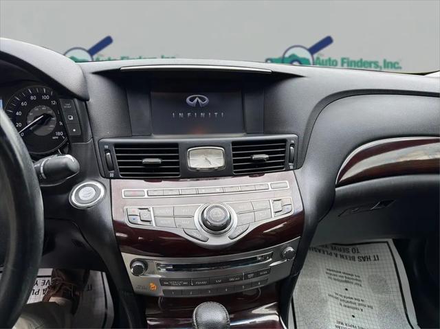2015 INFINITI Q70 3.7