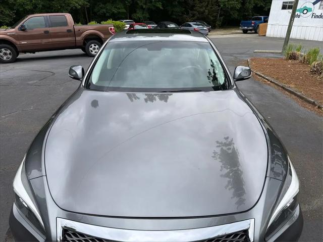 2015 INFINITI Q70 3.7