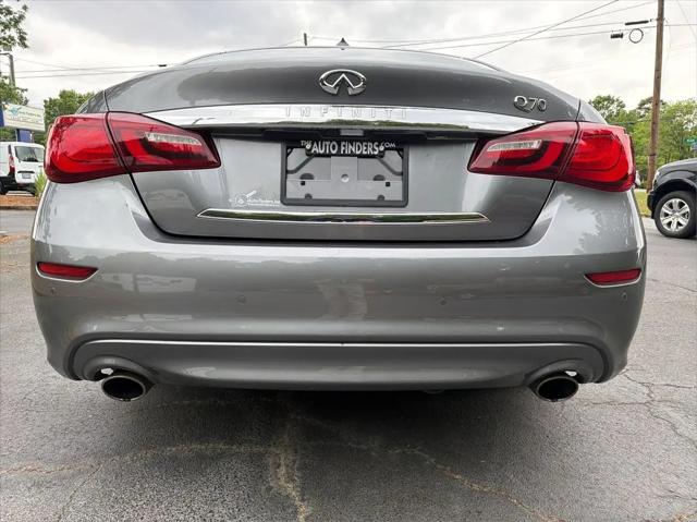 2015 INFINITI Q70 3.7