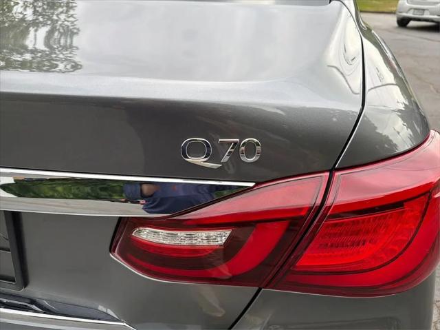 2015 INFINITI Q70 3.7