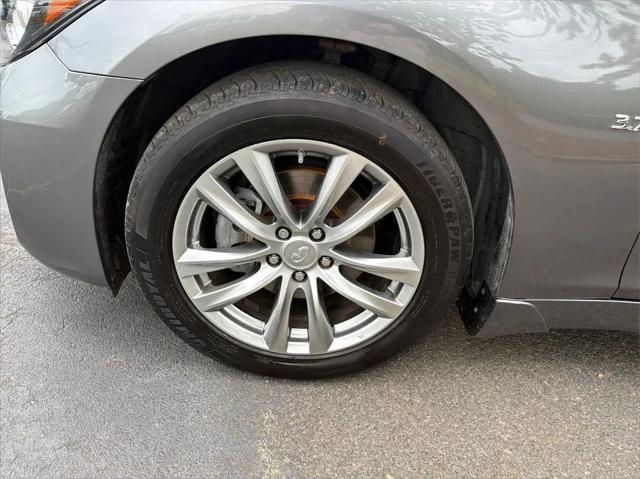 2015 INFINITI Q70 3.7