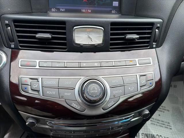 2015 INFINITI Q70 3.7