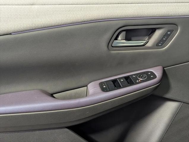 2026 Nissan LEAF PLATINUM+
