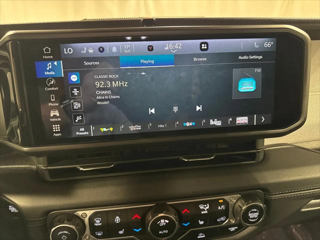 2024 Jeep Wrangler 4-Door Sahara 4x4