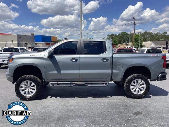 2023 Chevrolet Silverado 1500 4WD Crew Cab Short Bed Custom