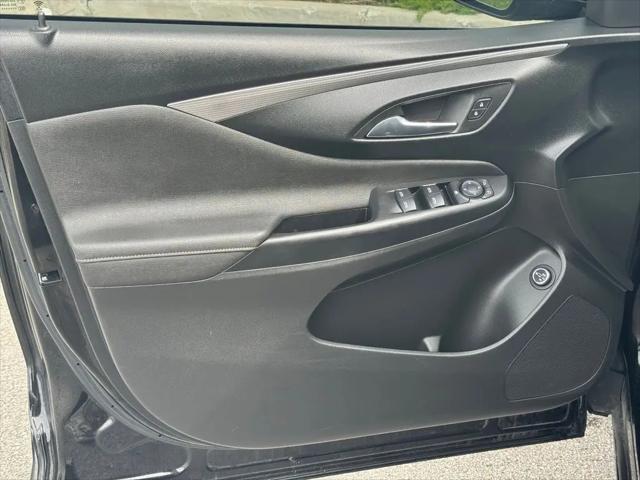 2024 Buick NV Avenir FWD