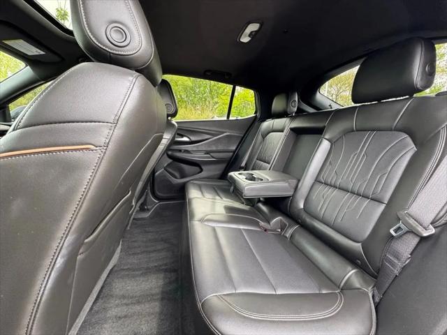 2024 Buick NV Avenir FWD