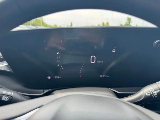 2024 Buick NV Avenir FWD