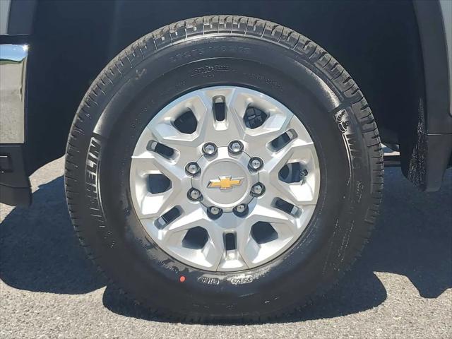 2026 Chevrolet Silverado 3500HD Crew Cab, Standard Bed, LT, 4WD