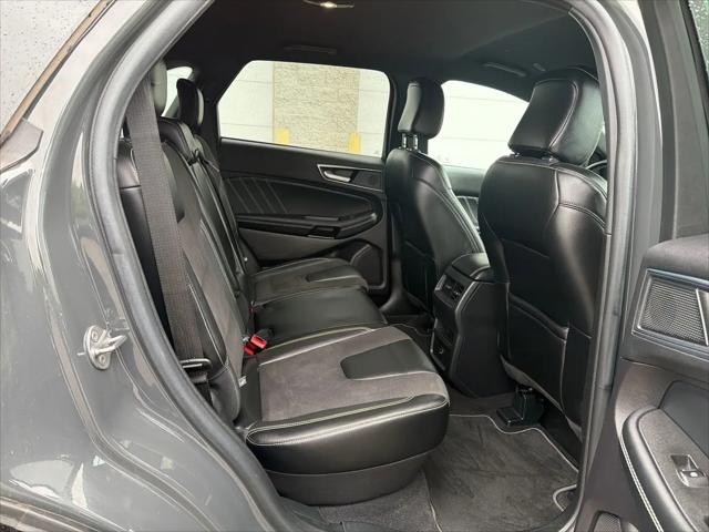 2021 Ford Edge ST