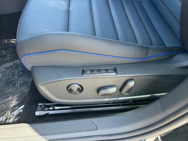2026 Volkswagen Golf R Base
