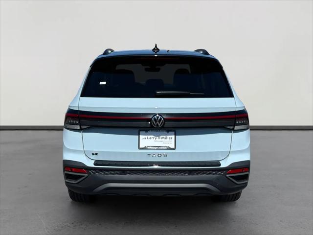 2026 Volkswagen Taos SE Black