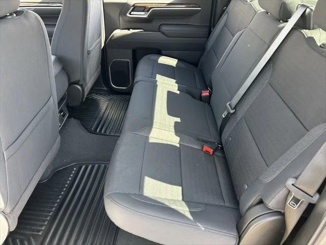 2026 GMC Sierra 1500 Crew Cab, Short Bed, SLE, 4WD